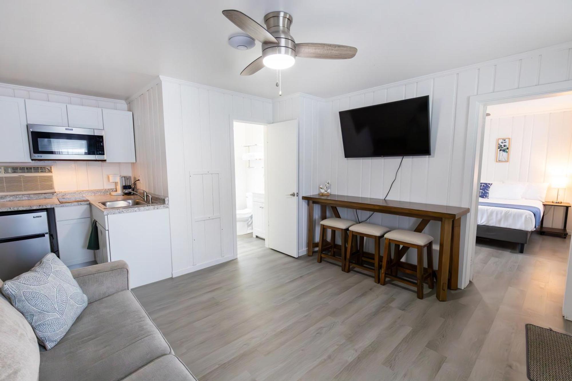 סנדוסקי Anchor Bay Inn And Suites חדר תמונה