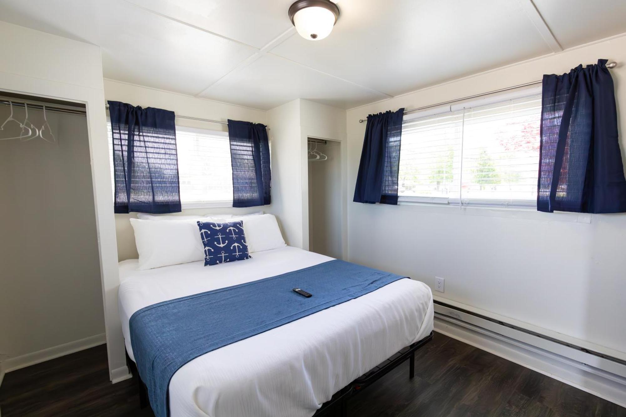 סנדוסקי Anchor Bay Inn And Suites חדר תמונה